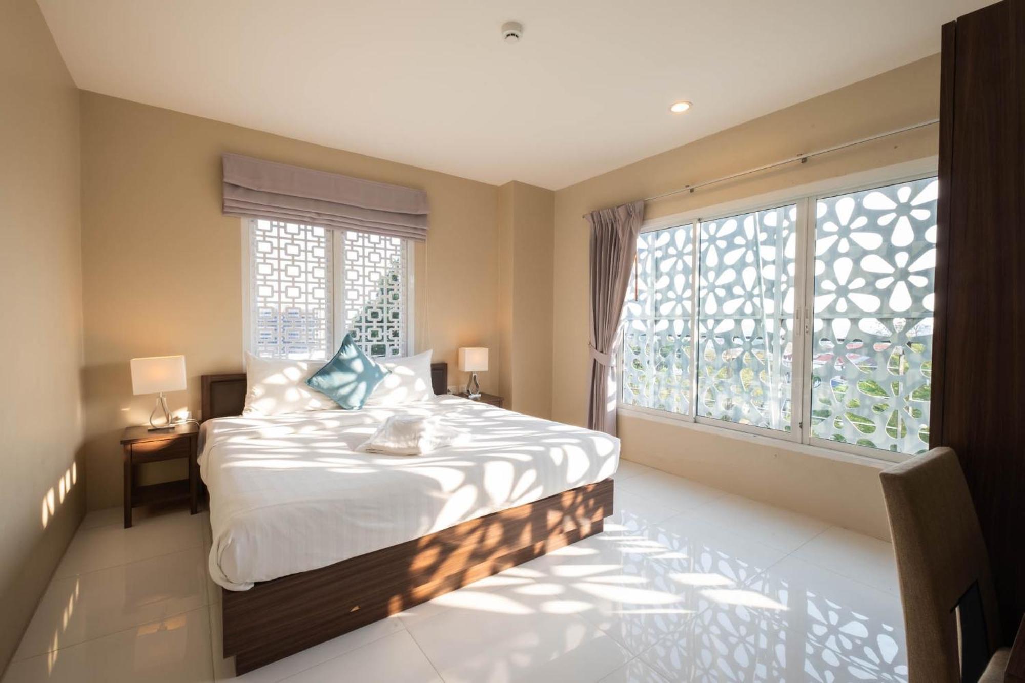 Khao Rang Place Phuket Eksteriør bilde
