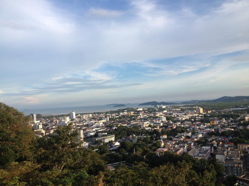 Khao Rang Place Phuket Eksteriør bilde